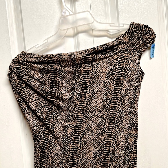 Tart Black Tan Reptile Print Cold Shoulder Model Body Con Dress size M NWT - Picture 2 of 6